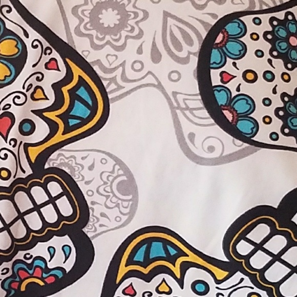 Sugar skulls leggings - Picture 3 of 3